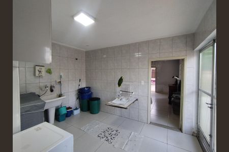 Casa à venda com 315m², 3 quartos e 3 vagasÁrea de Serviço
