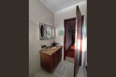 Casa à venda com 315m², 3 quartos e 3 vagasBanheiro - torneira