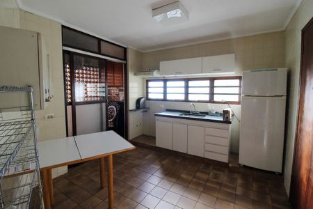 Apartamento para alugar com 65m², 2 quartos e 1 vagaCozinha