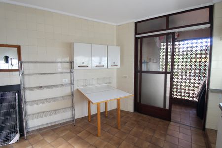 Apartamento para alugar com 65m², 2 quartos e 1 vagaCozinha