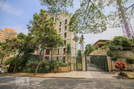 Apartamento para alugar com 65m², 2 quartos e 1 vagaFachada