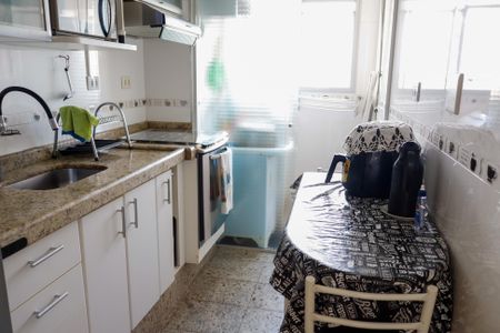 Apartamento à venda com 65m², 3 quartos e 1 vagaCozinha