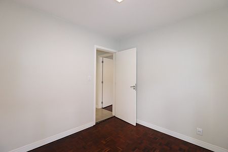 Apartamento à venda com 67m², 2 quartos e 1 vagaQuarto 2