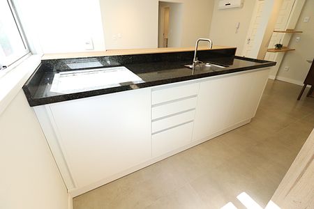 Apartamento à venda com 67m², 2 quartos e 1 vagaCozinha