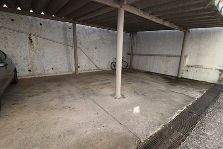 Apartamento à venda com 67m², 2 quartos e 1 vagaÁrea comum - garagem