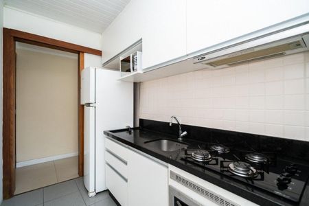 Cozinha de apartamento para alugar com 2 quartos, 55m² em Sarandi, Porto Alegre