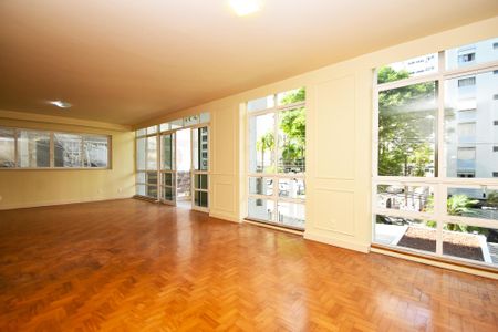 Apartamento para alugar com 230m², 3 quartos e 2 vagassala 2