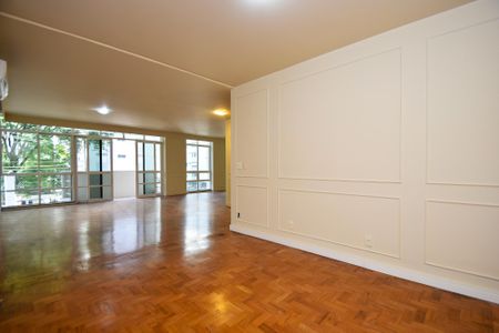 Apartamento para alugar com 230m², 3 quartos e 2 vagassala 1