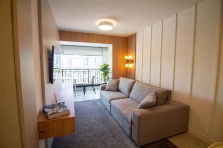 Sala de apartamento à venda com 2 quartos, 64m² em Vila Cordeiro, São Paulo