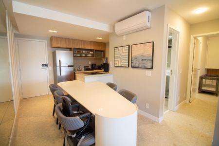 Sala de Jantar de apartamento à venda com 2 quartos, 64m² em Vila Cordeiro, São Paulo
