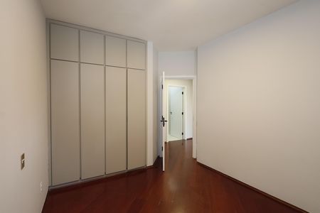 Apartamento à venda com 232m², 5 quartos e 3 vagasSuíte 1