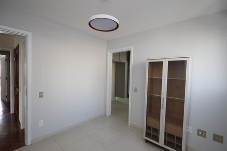 Apartamento à venda com 232m², 5 quartos e 3 vagasSala de Jantar
