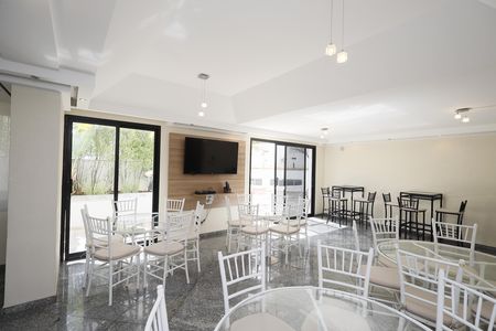 Apartamento à venda com 232m², 5 quartos e 3 vagasÁrea comum - Salão de festas
