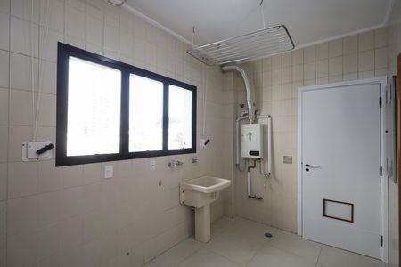 Apartamento à venda com 232m², 5 quartos e 3 vagasÁrea de Serviço