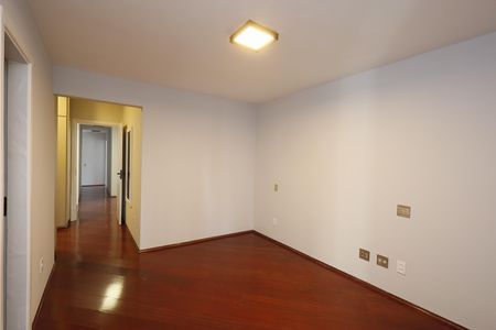 Apartamento à venda com 232m², 5 quartos e 3 vagasSuíte 2