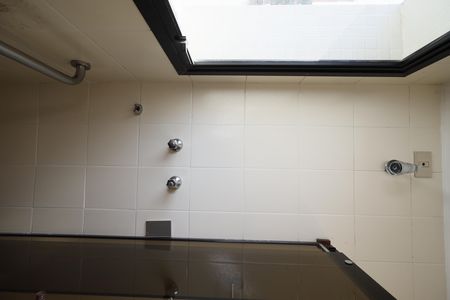 Apartamento à venda com 232m², 5 quartos e 3 vagasBanheiro 4