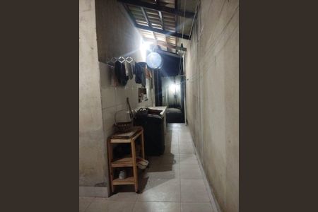 Casa à venda com 260m², 3 quartos e 2 vagas Casa à venda com 260m², 3 quartos e 2 vagasÁrea de serviço