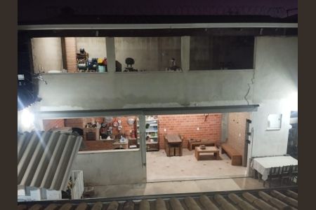 Casa à venda com 260m², 3 quartos e 2 vagas Casa à venda com 260m², 3 quartos e 2 vagasÁrea externa