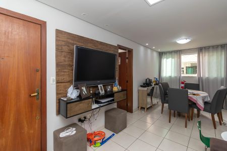 Sala de apartamento à venda com 3 quartos, 80m² em Santa Monica, Belo Horizonte