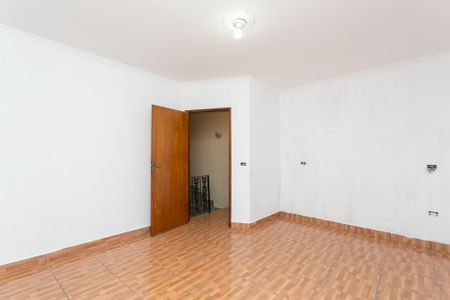 Casa para alugar com 130m², 3 quartos e 2 vagasSuíte 