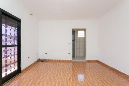 Casa para alugar com 130m², 3 quartos e 2 vagasSuíte 