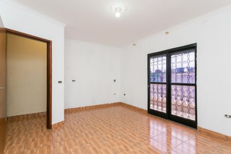 Casa para alugar com 130m², 3 quartos e 2 vagasSuíte 