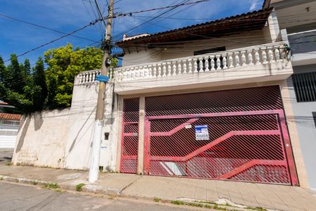 Casa para alugar com 130m², 3 quartos e 2 vagasFachada 