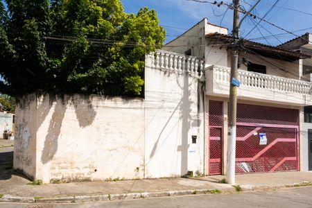 Casa para alugar com 130m², 3 quartos e 2 vagasFachada 