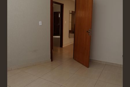 Quarto 1 de casa para alugar com 3 quartos, 300m² em Residencial Mansoes Paraiso, Goiânia