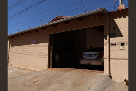 Casa para alugar com 300m², 3 quartos e 4 vagasPortão