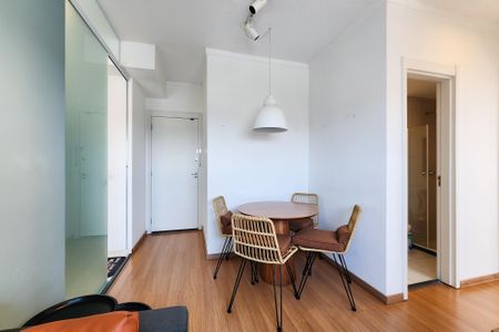 Apartamento para alugar com 45m², 2 quartos e 1 vagaSala 