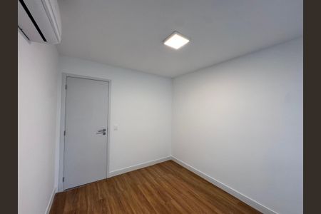 Apartamento à venda com 98m², 3 quartos e 2 vagas Apartamento à venda com 98m², 3 quartos e 2 vagasQuarto 1