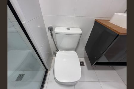Apartamento à venda com 98m², 3 quartos e 2 vagas Apartamento à venda com 98m², 3 quartos e 2 vagasSuite - banheiro