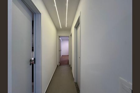 Apartamento à venda com 98m², 3 quartos e 2 vagas Apartamento à venda com 98m², 3 quartos e 2 vagasCorredor
