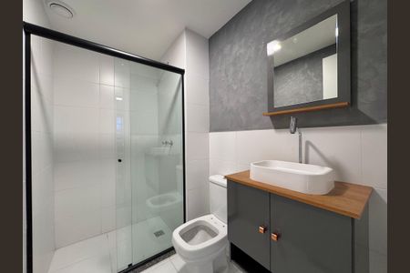 Apartamento à venda com 98m², 3 quartos e 2 vagas Apartamento à venda com 98m², 3 quartos e 2 vagasBanheiro Social
