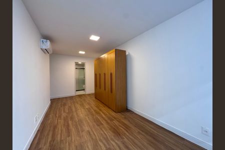 Apartamento à venda com 98m², 3 quartos e 2 vagas Apartamento à venda com 98m², 3 quartos e 2 vagasSuite