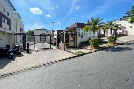 Apartamento para alugar com 43m², 1 quarto e 1 vagaFachada Condomínio