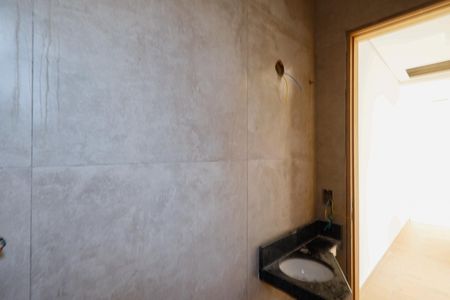 Casa à venda com 80m², 3 quartos e 1 vagaBanheiro 2