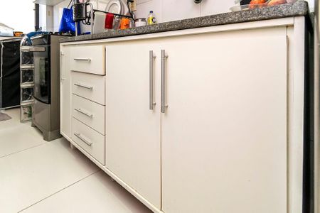 Apartamento à venda com 67m², 2 quartos e 1 vagaCozinha - Armários