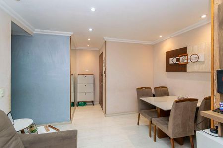 Apartamento à venda com 67m², 2 quartos e 1 vagaSala