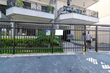 Apartamento à venda com 67m², 2 quartos e 1 vagaFachada da Entrada