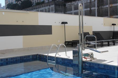 Studio para alugar com 27m², 1 quarto e sem vagaPiscina