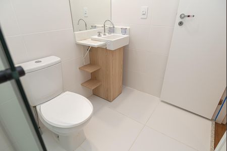 Studio para alugar com 27m², 1 quarto e sem vaga Studio para alugar com 27m², 1 quarto e sem vagaBanheiro
