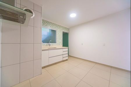 Casa para alugar com 90m², 2 quartos e 1 vagaCozinha 