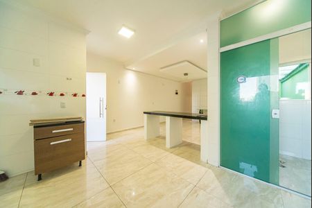 Casa à venda com 268m², 5 quartos e 2 vagasCozinha 