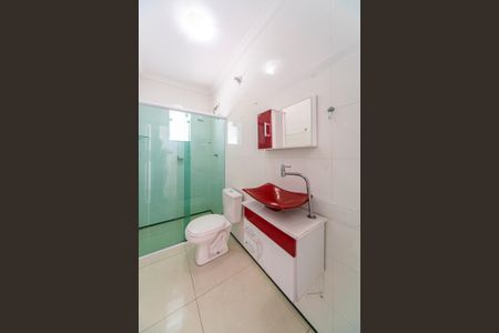 Casa à venda com 268m², 5 quartos e 2 vagasBanheiro quarto 2