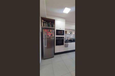 Apartamento à venda com 118m², 3 quartos e 2 vagas Apartamento à venda com 118m², 3 quartos e 2 vagasCozinha