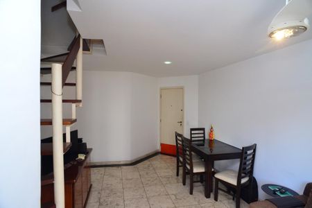 Sala de apartamento à venda com 2 quartos, 71m² em Barra da Tijuca, Rio de Janeiro