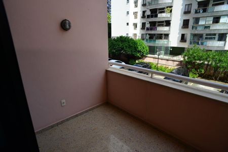 Varanda de apartamento à venda com 2 quartos, 71m² em Barra da Tijuca, Rio de Janeiro