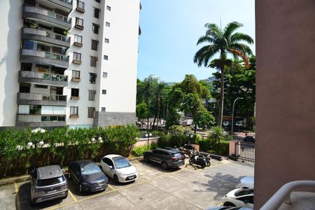 Apartamento à venda com 71m², 2 quartos e 1 vagaVaranda